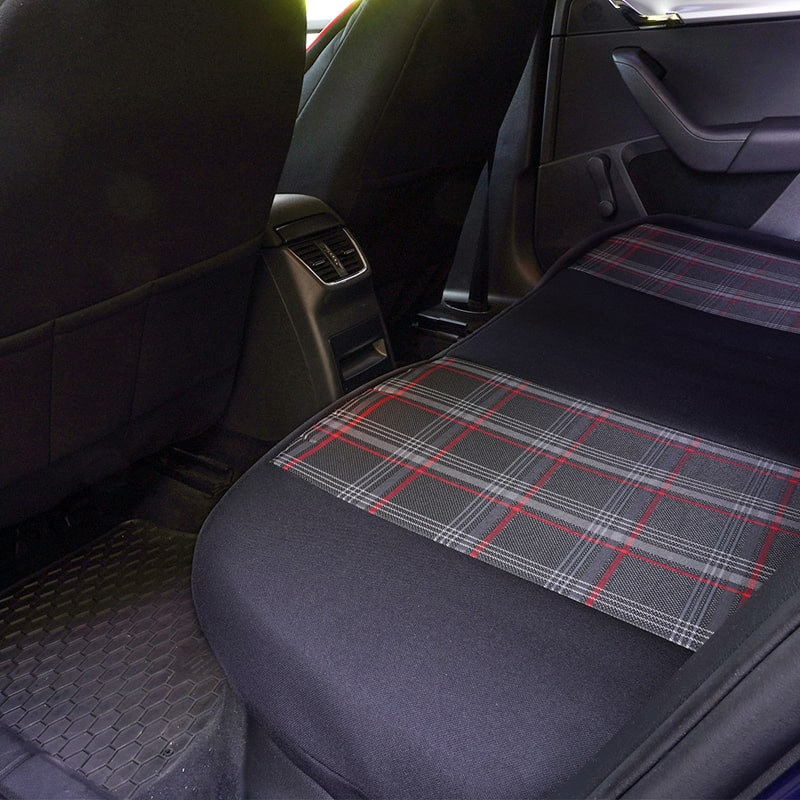 Huse auto BMW Seria 3 E90 / E91 2004-2011 - Sport - Culoare: negru + rosu